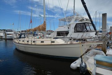 1994 Island Packet 44