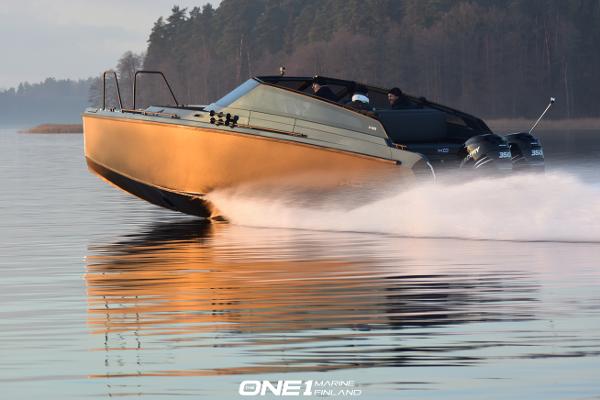 2017 XO Boats Cruiser Special