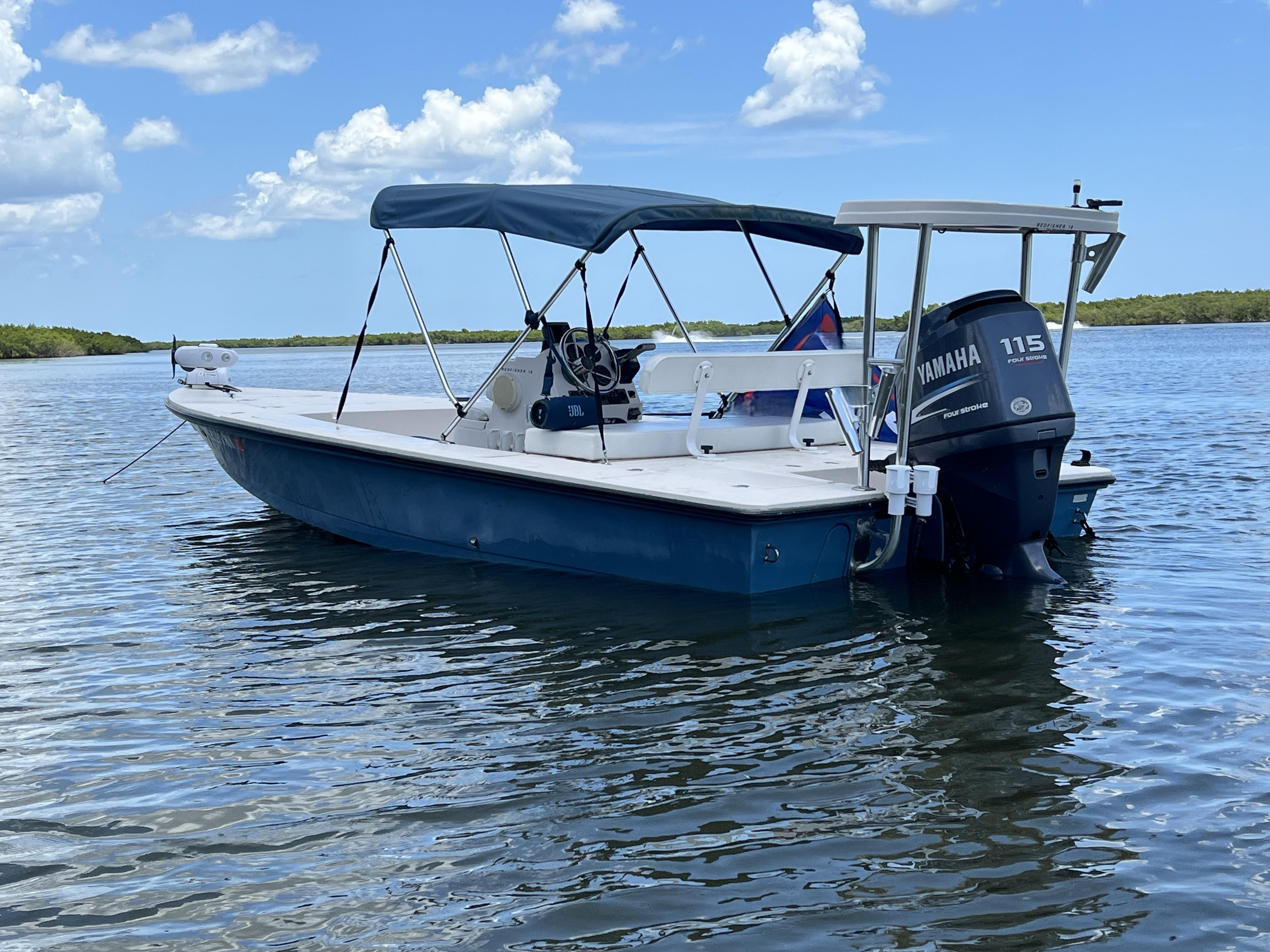 2004 Hewes Redfisher 18