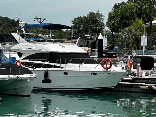 2012 Meridian 391