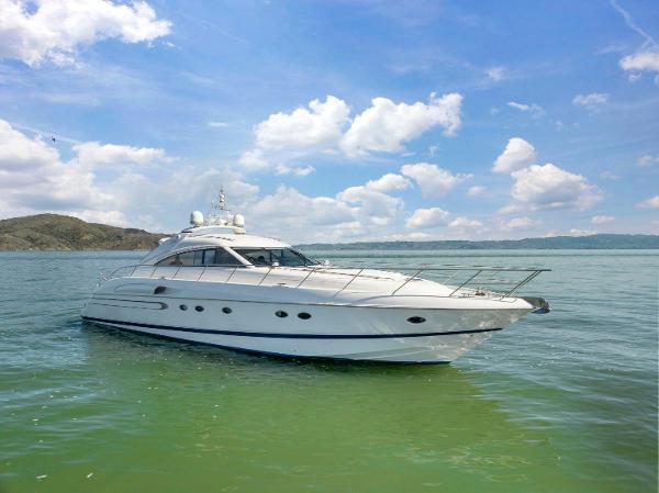 2003 Princess V65