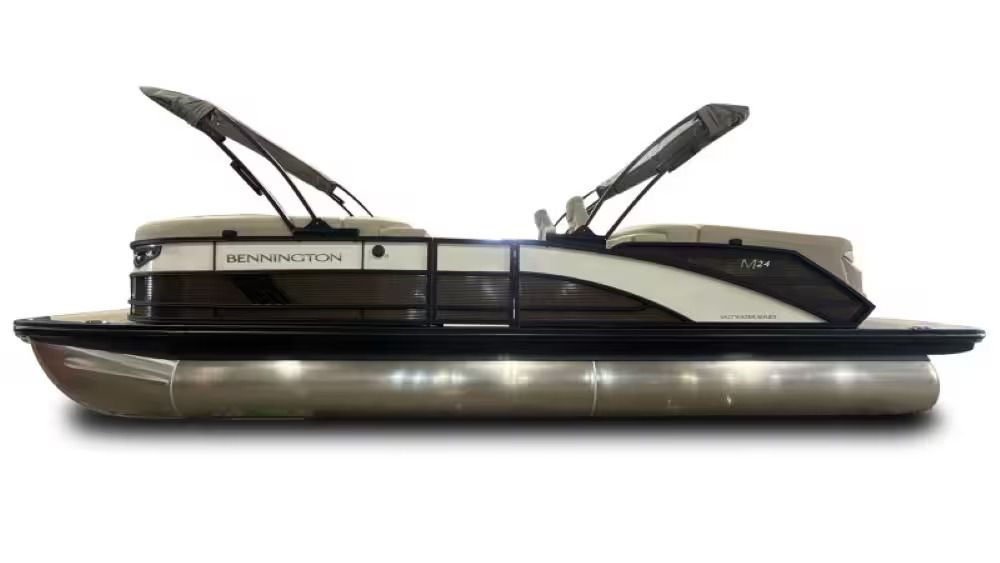 Bennington 24 MFB