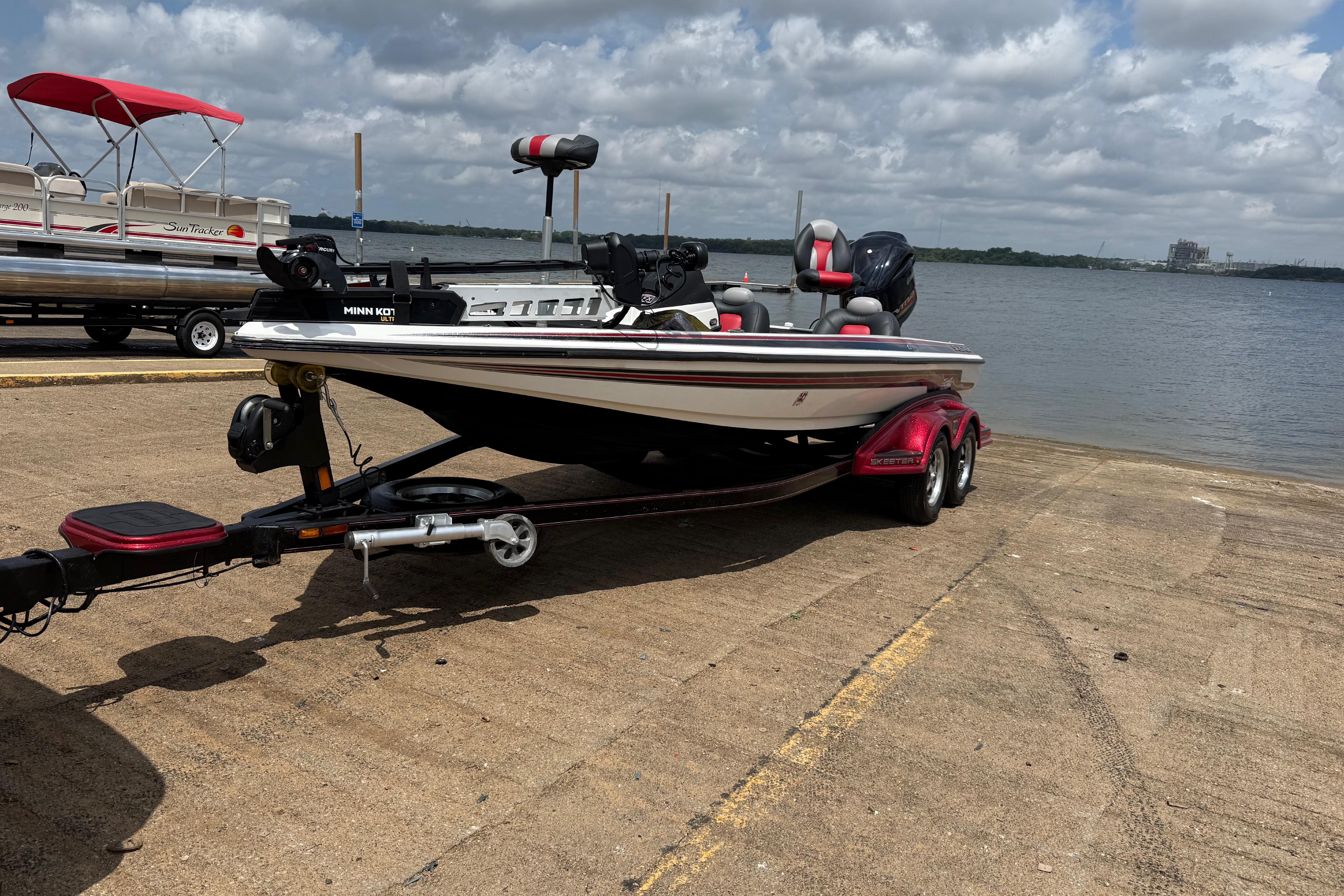 2011 Skeeter FX 21