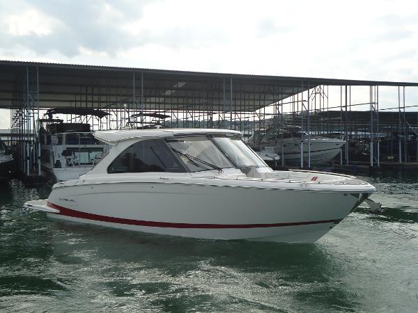 2022 Regal LS36