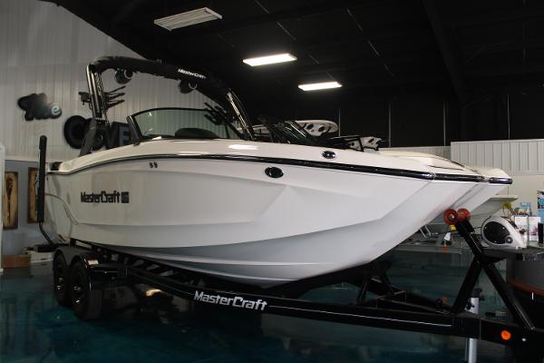2024 MasterCraft XT24