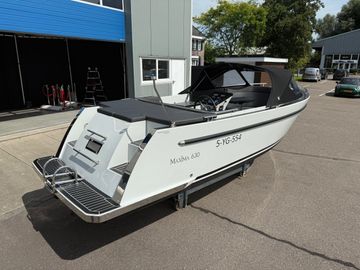 2023 Maxima 630 (Jong gebruikt)