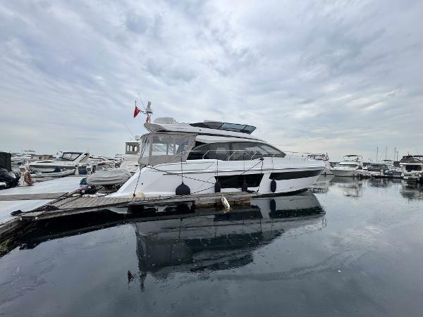 2025 Azimut Fly 53