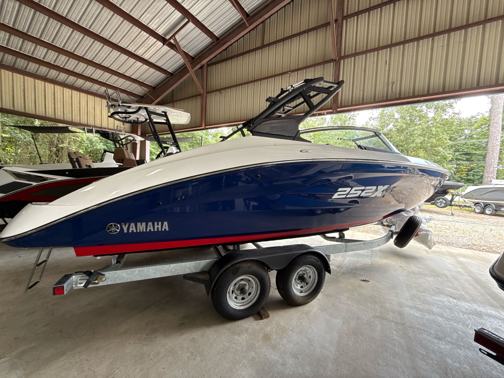 Yamaha Boats 252XE