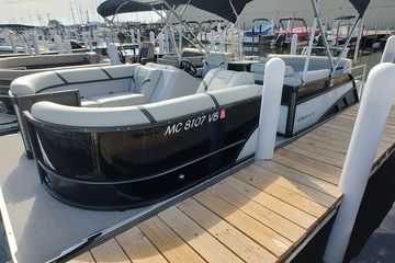 2023 Crest Classic LX 220