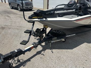 2018 Bass Tracker PRO 195TXE