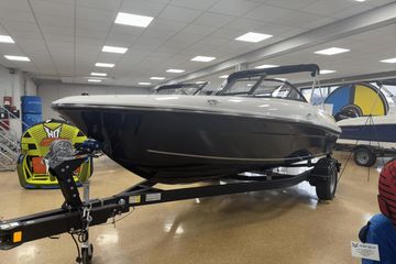 2025 Bayliner VR4 Bowrider OB