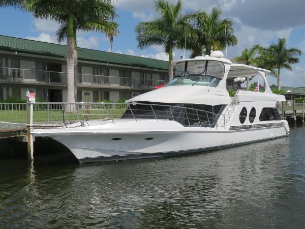 2000 Bluewater Yachts Millennium Series 58