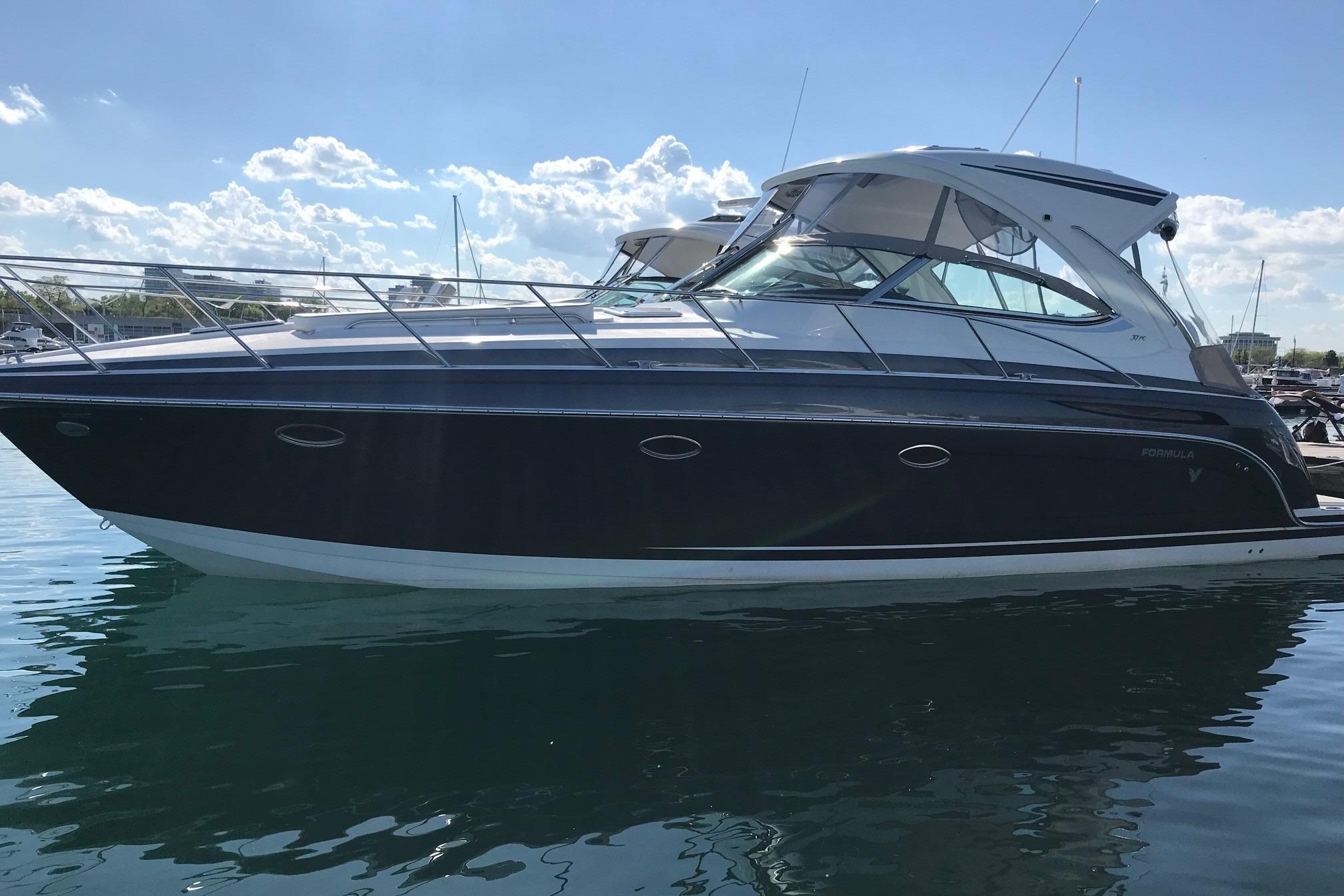 2018 Formula 37 Performance Cruiser