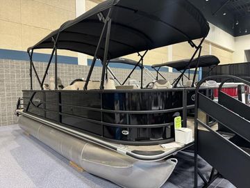 2025 Bentley Pontoons Fish 200 4-Point
