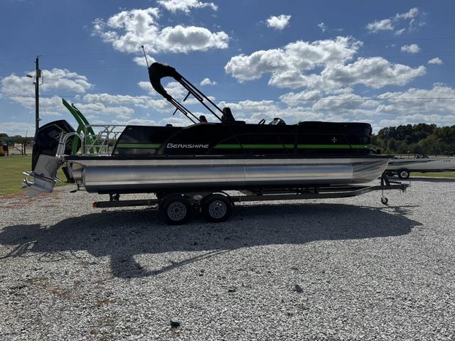 2023 Berkshire 25 UL STS 3+
