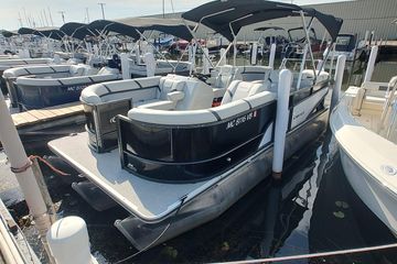 2024 Crest Classic LX 220