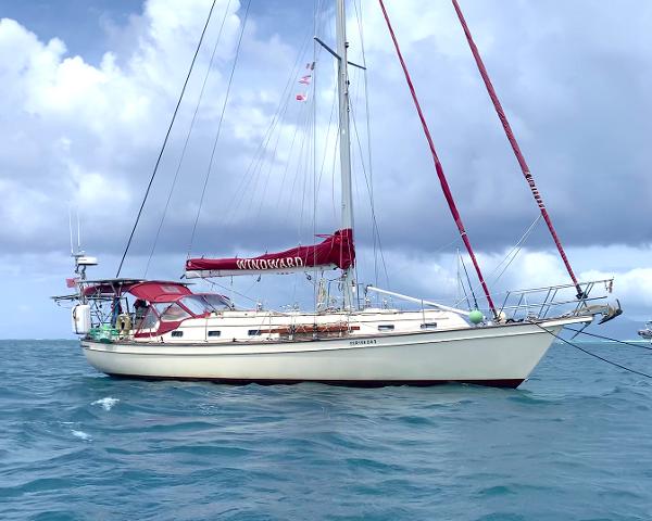 1999 Island Packet 45