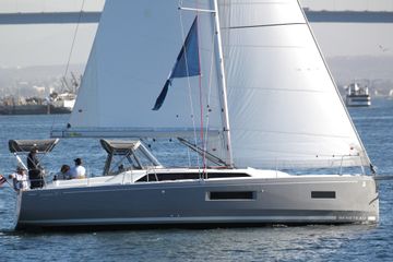 2025 Beneteau Oceanis 37.1