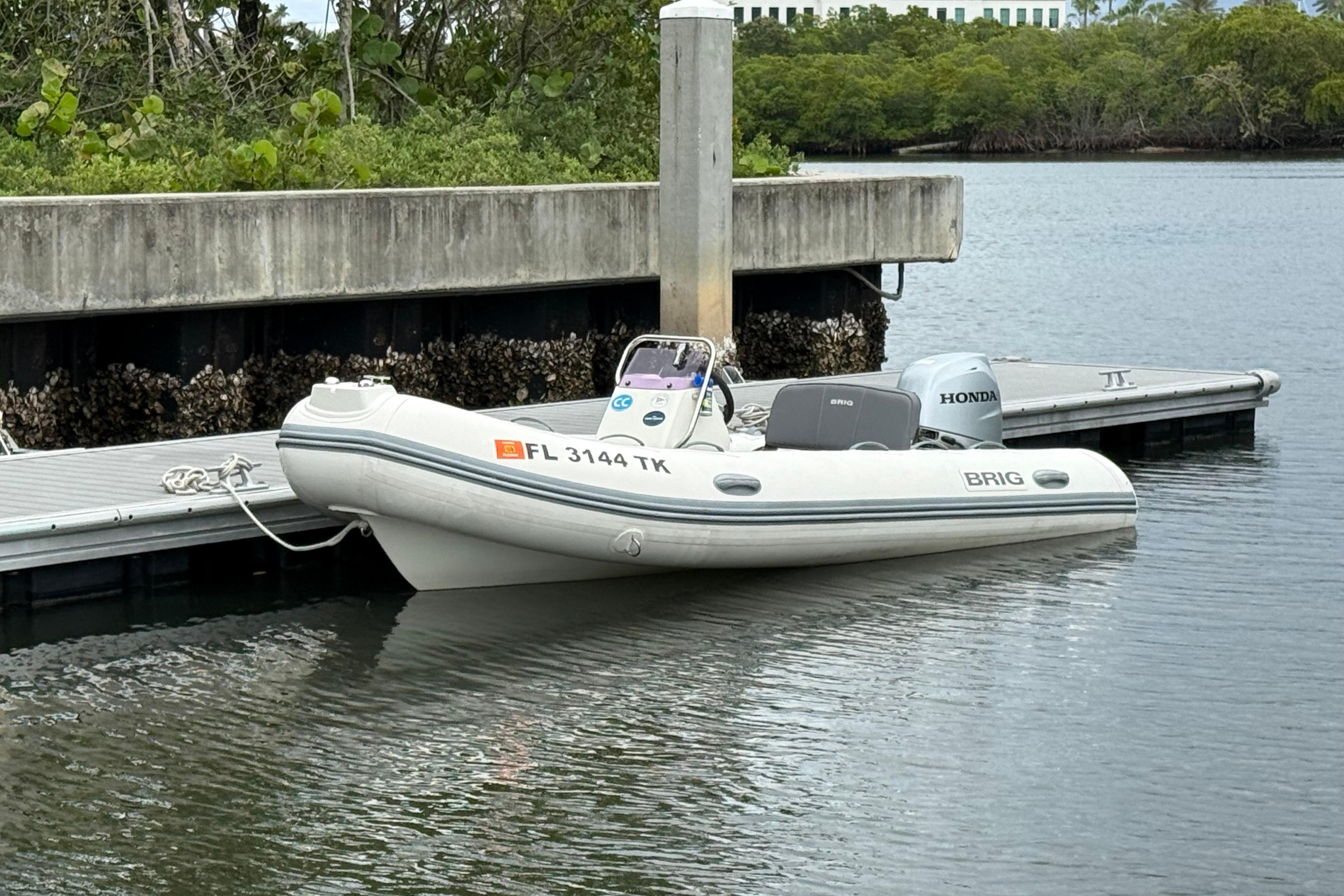2021 Brig Falcon 420 Tender