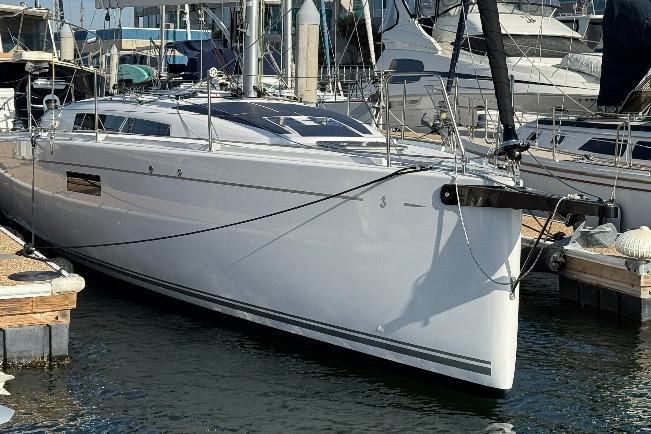 2023 Beneteau First 36