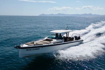 2019 Axopar 37 T-Top
