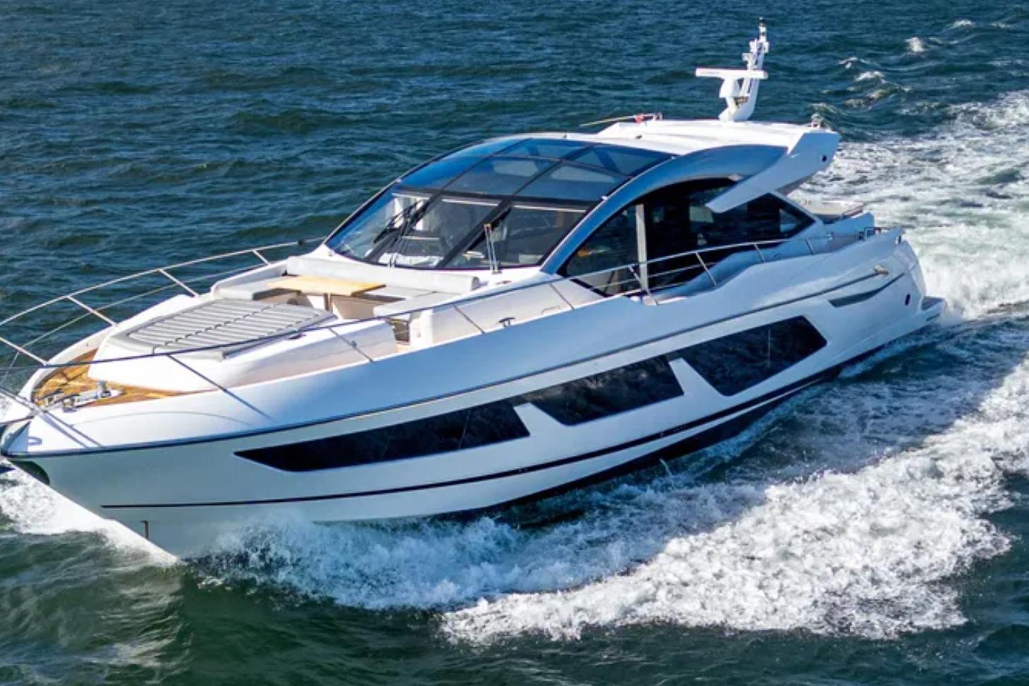 2020 Sunseeker Predator 74
