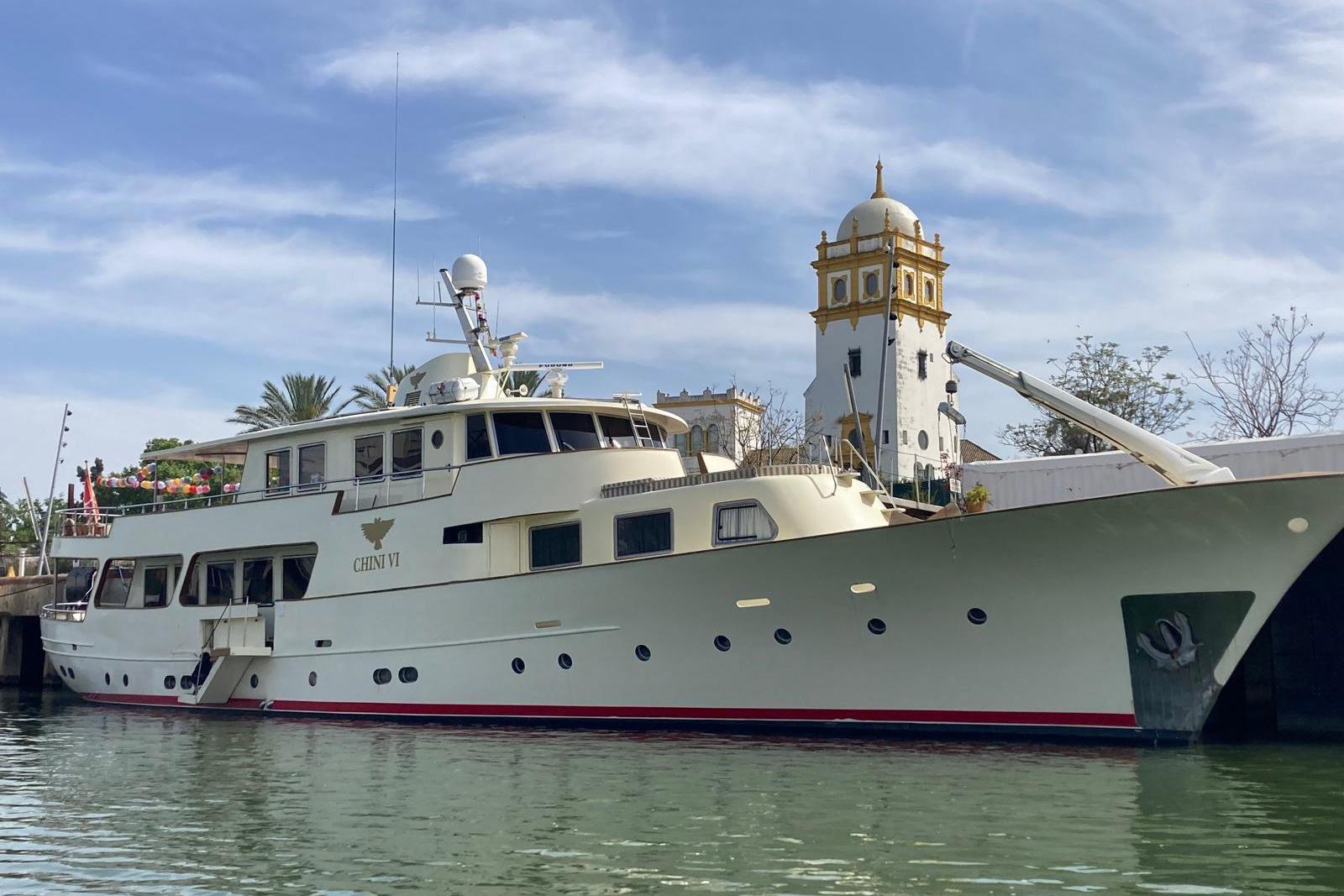 2005 Benetti Style Explorer 34m