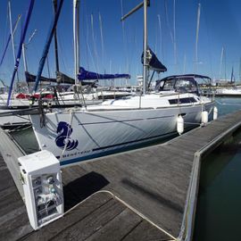 2008 Beneteau Oceanis 37