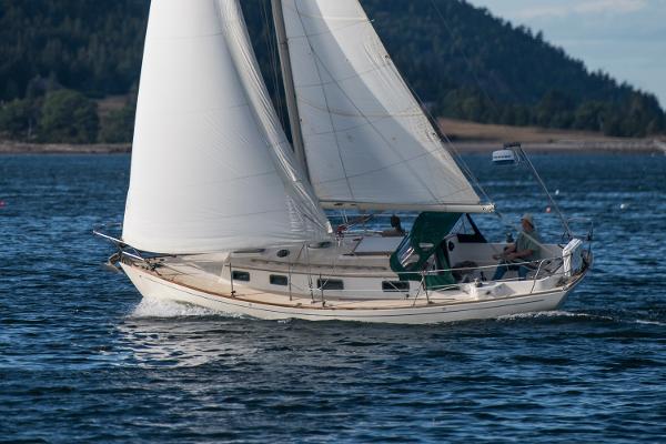 1988 Morris Linda 28