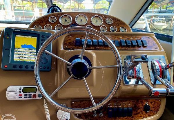 2001 Bayliner 3488 Command Bridge Motor Yacht
