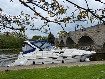 1997 Sealine S37