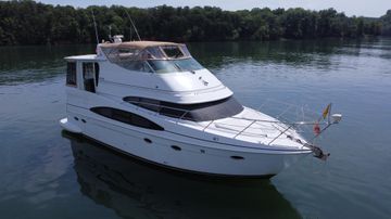 2002 Carver 466 Motor Yacht