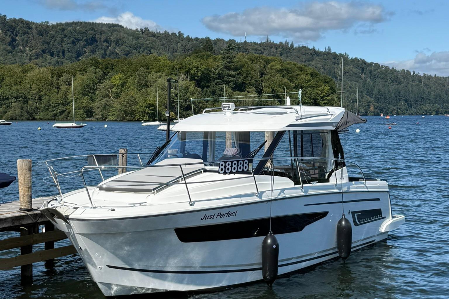 2024 Jeanneau Merry Fisher 895