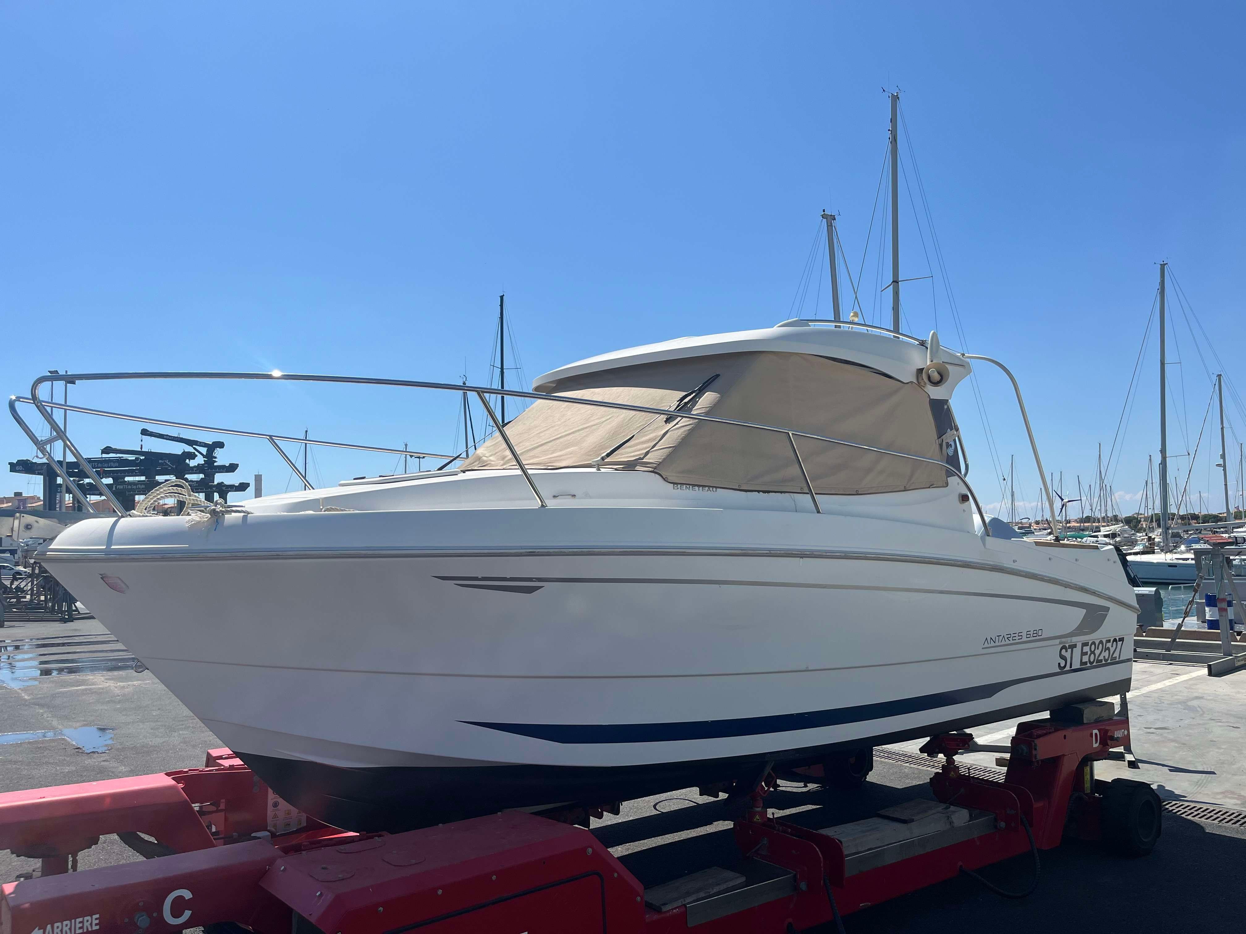 2012 Beneteau Antares 6.80