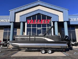 Bennington 23LSR SPS Tri-Toon Pontoon