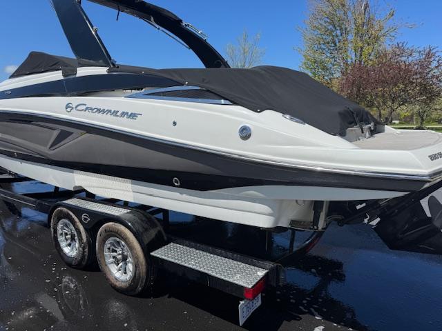 2022 Crownline 280SS