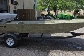2026 Tracker Grizzly 1754 Utility