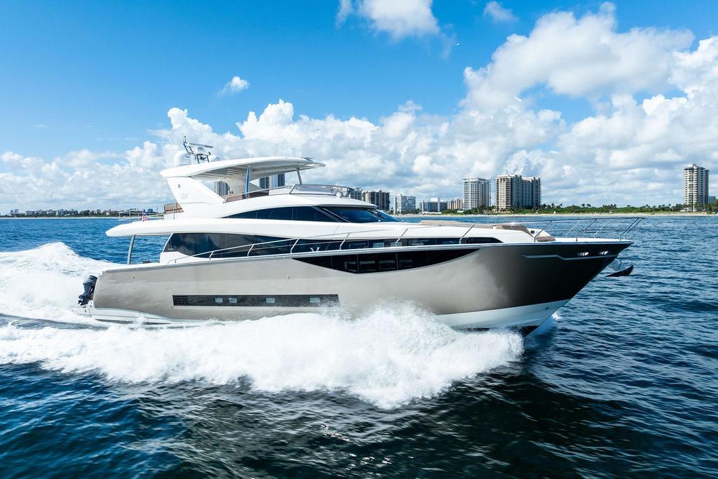 2016 Prestige 750