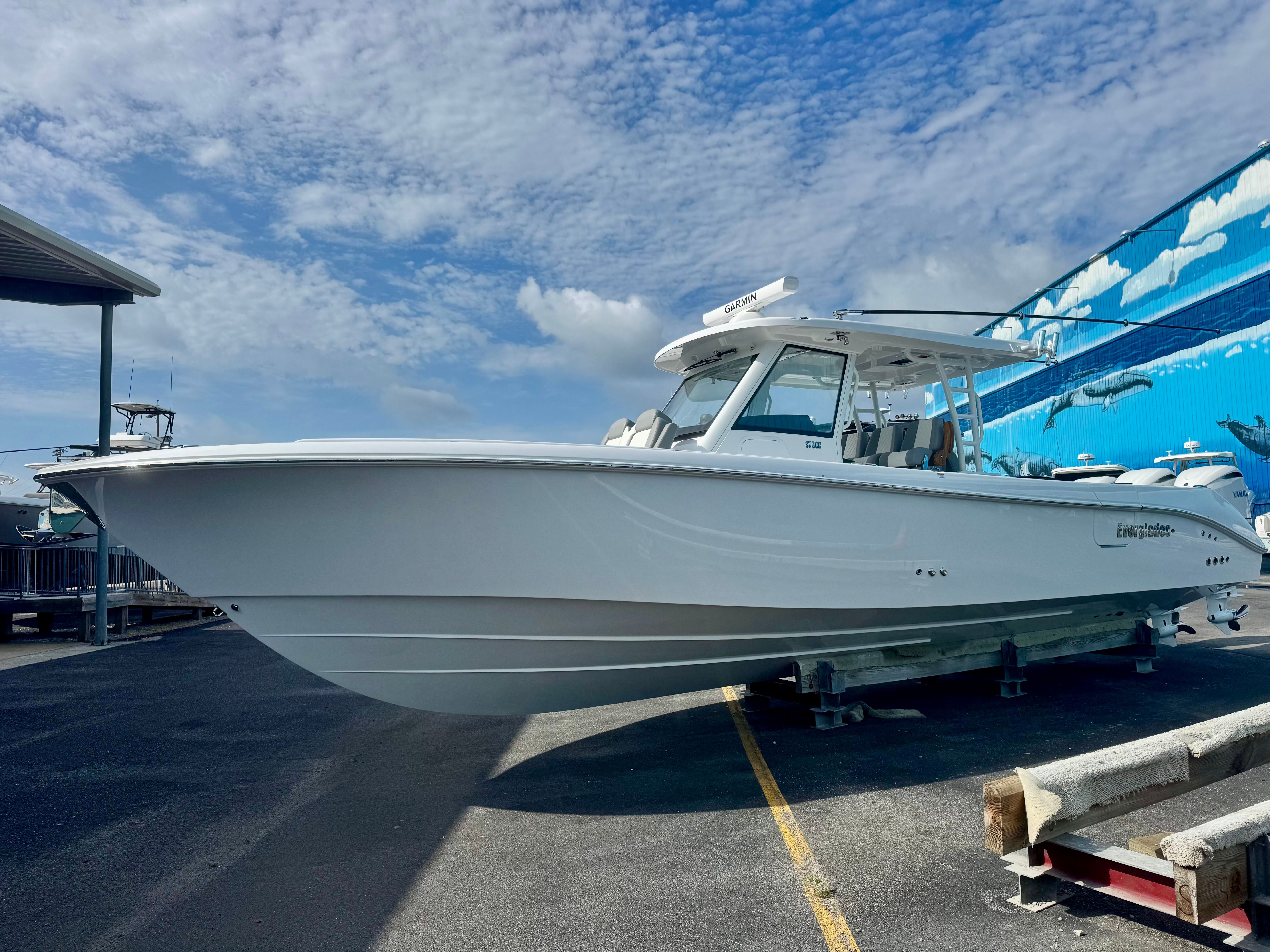 2026 Everglades 375 Center Console