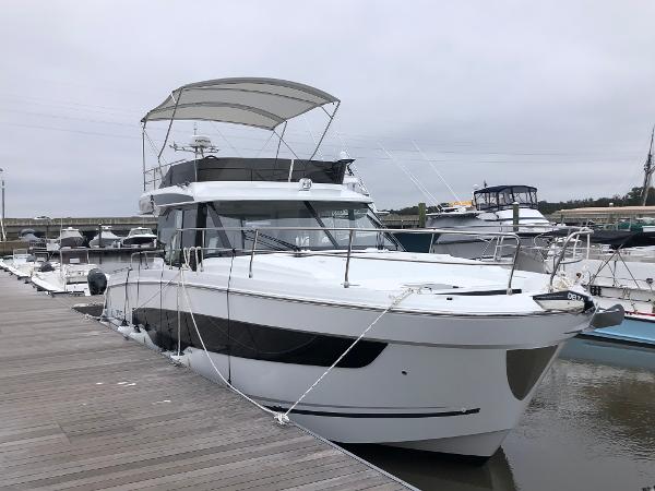 Jeanneau NC 1295 Fly