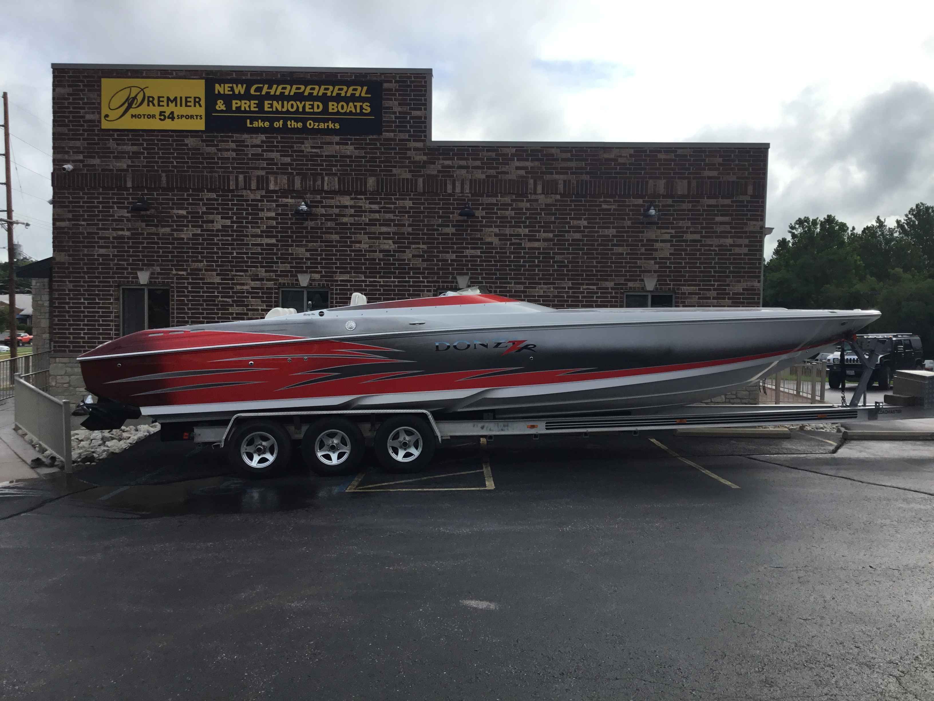 2005 Donzi 35 ZR
