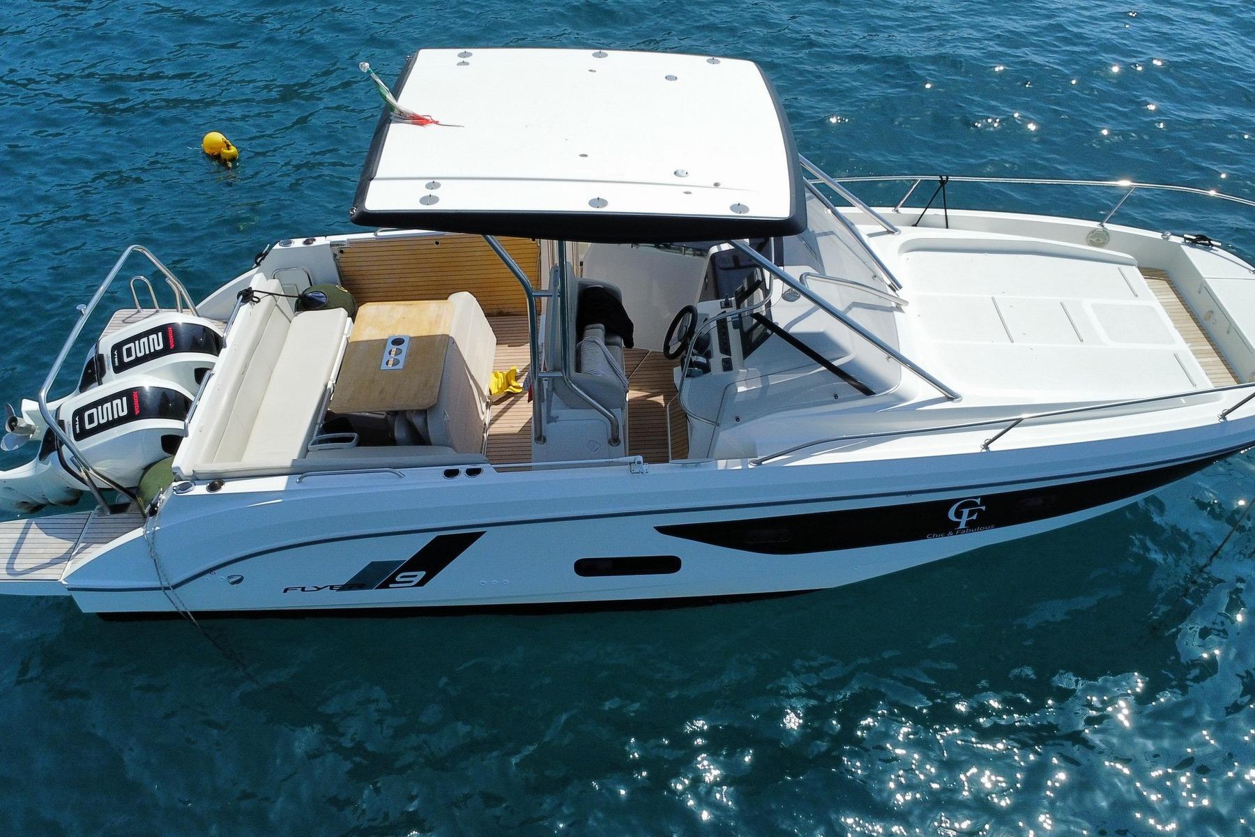 2022 Beneteau Flyer 9 SUNdeck