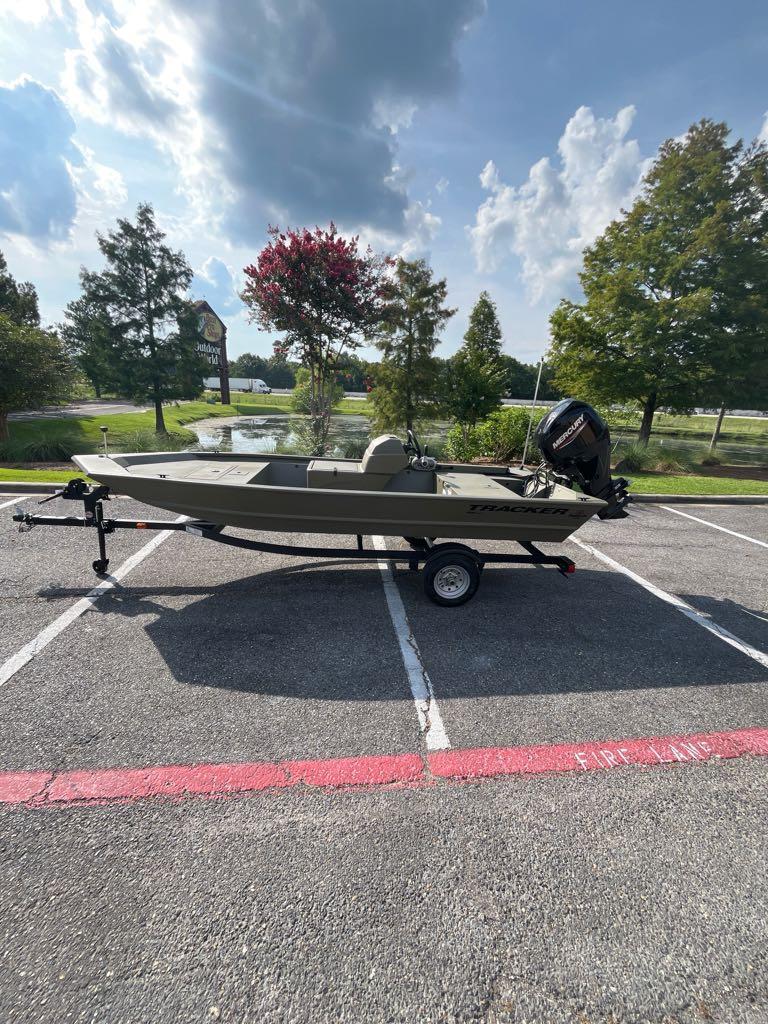 2025 Tracker Grizzly 1648 SC