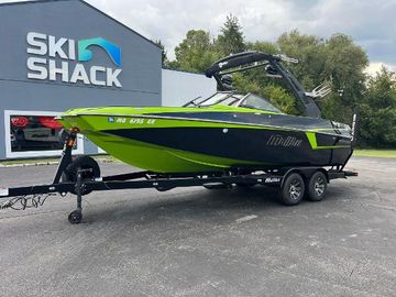 2019 Malibu Wakesetter 22 MXZ