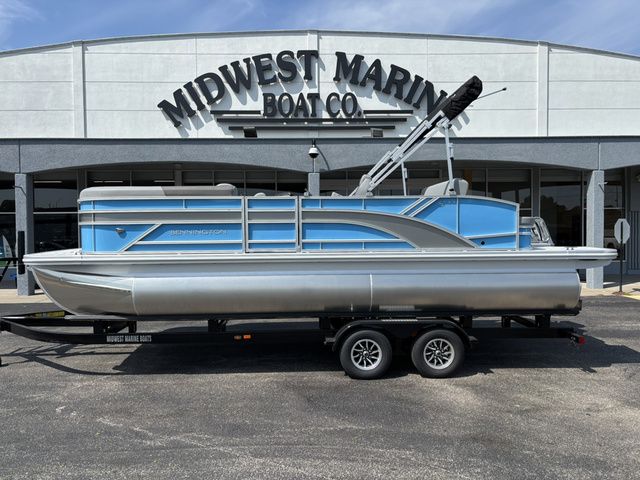Bennington 22 SSB / Yamaha VMAX SHO 150