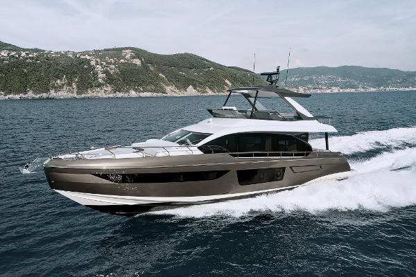 2025 Azimut 68 FLY