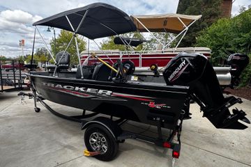 2021 Tracker Pro Guide V-16 SC