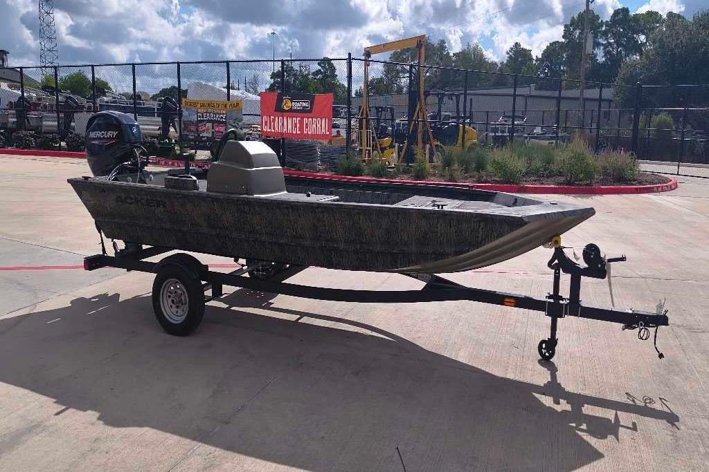 2026 Tracker Grizzly 1648 SC