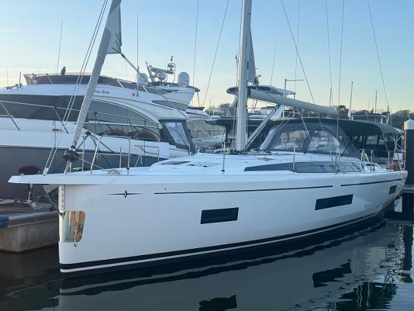 2025 Bavaria C46