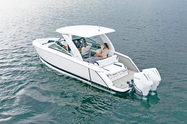 2025 Four Winns H9C